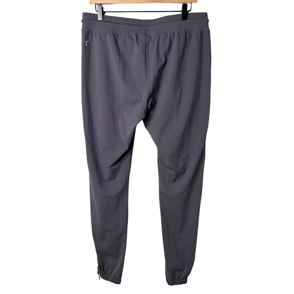Zyia Active Peak Ankle Zipper Joggers Gray Size Large Athleisure Athletic - Picture 4 of 9